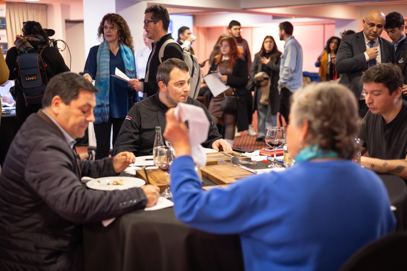 Estos son los ganadores del Concurso de la Mejor Empanada Chilena del Gran Santiago 2025