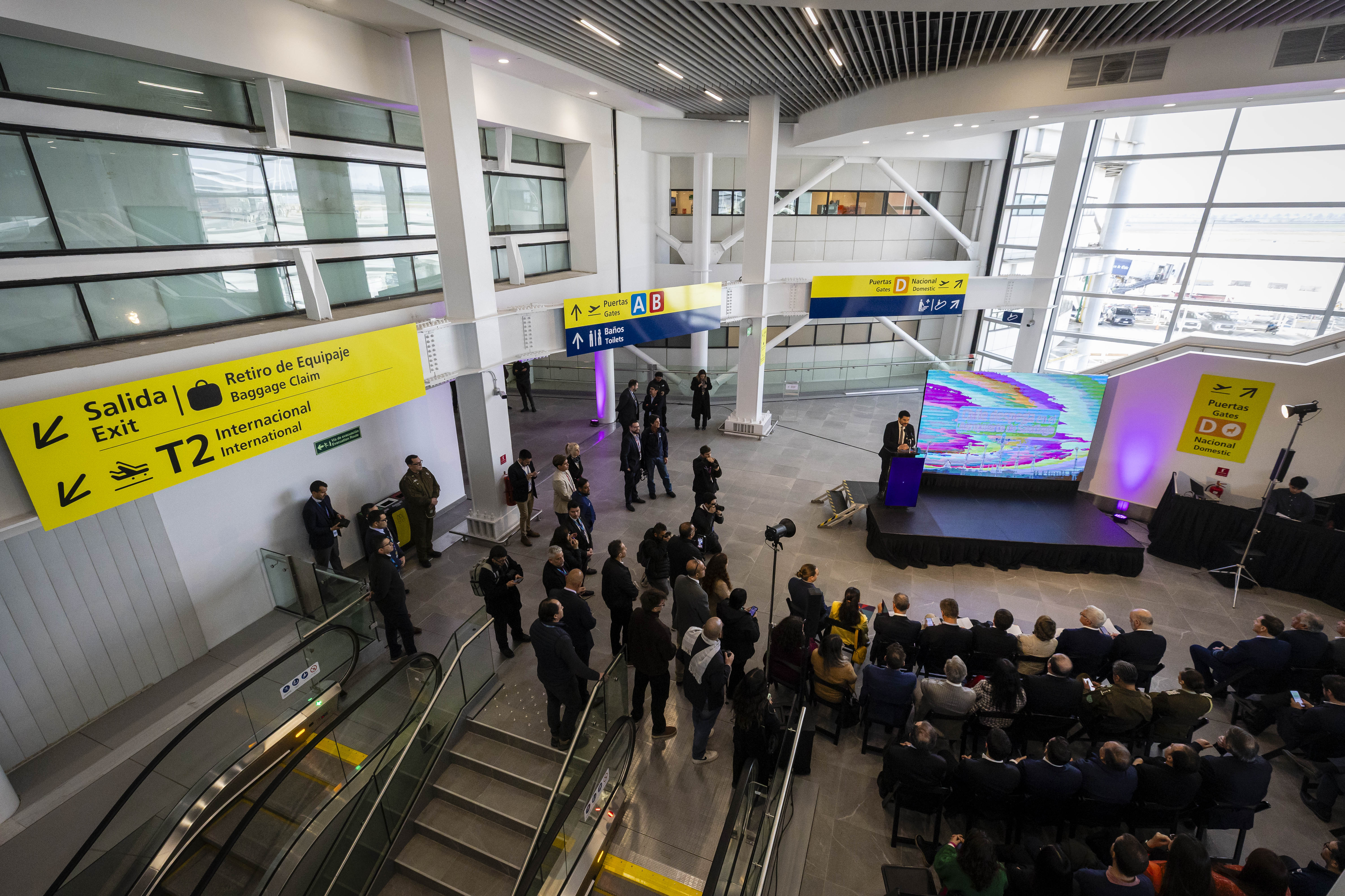 Aeropuerto de Santiago inaugura etapa final de la remodelación y ampliación del Terminal Nacional