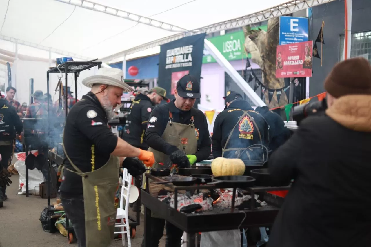 20 recetas de Chile y el mundo brillaron en la Fiesta Costumbrista del Chancho 2026
