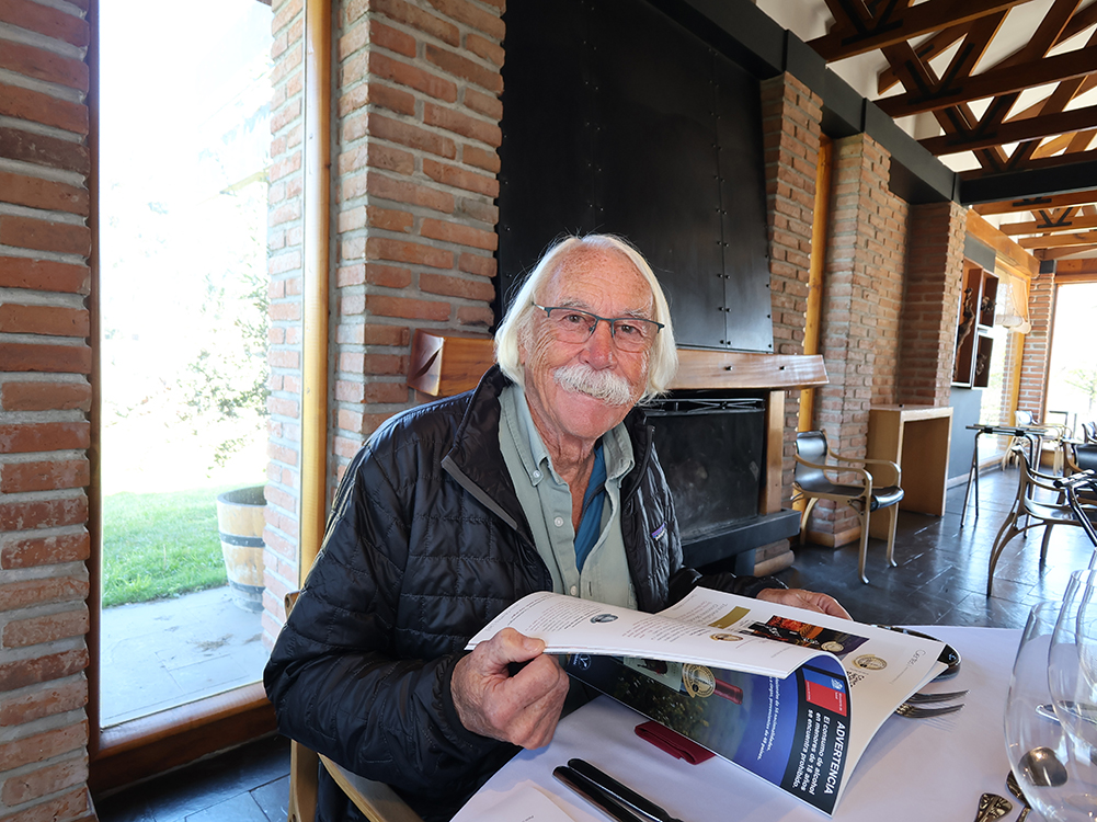 Randy Ullom y Andrés Sánchez: la alianza que eleva al Itata al mapa mundial del vino
