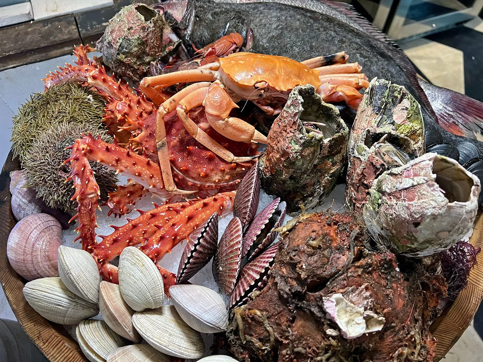 Los cronistas gastronómicos se reunieron en Casa Las Cujas, cocina de playa en Vitacura