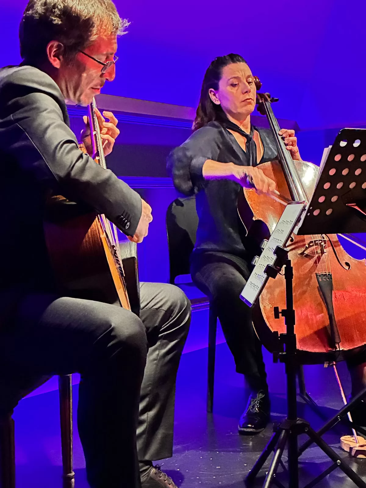 Cuerdas a un metro de distancia: la noche en que la música de cámara se sentó a la mesa del vino