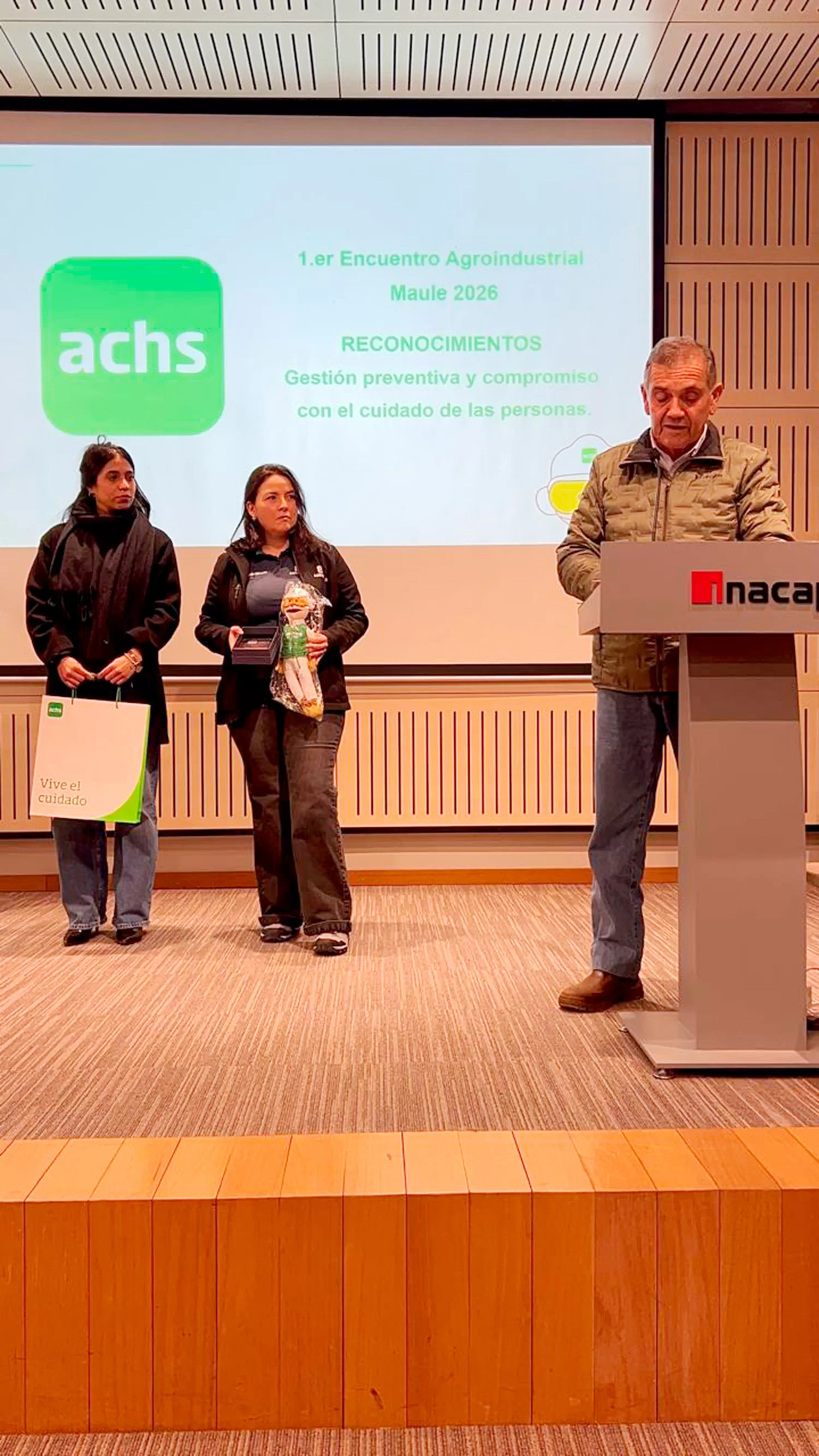 ACHS reconoce la excelencia preventiva de la agroindustria del Maule