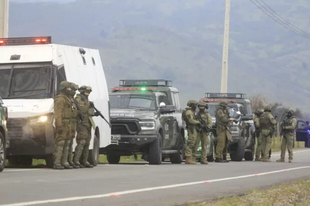 Operación Cancerbero: masivo traslado de reos de alta peligrosidad marca nueva estrategia penitenciaria en Chile