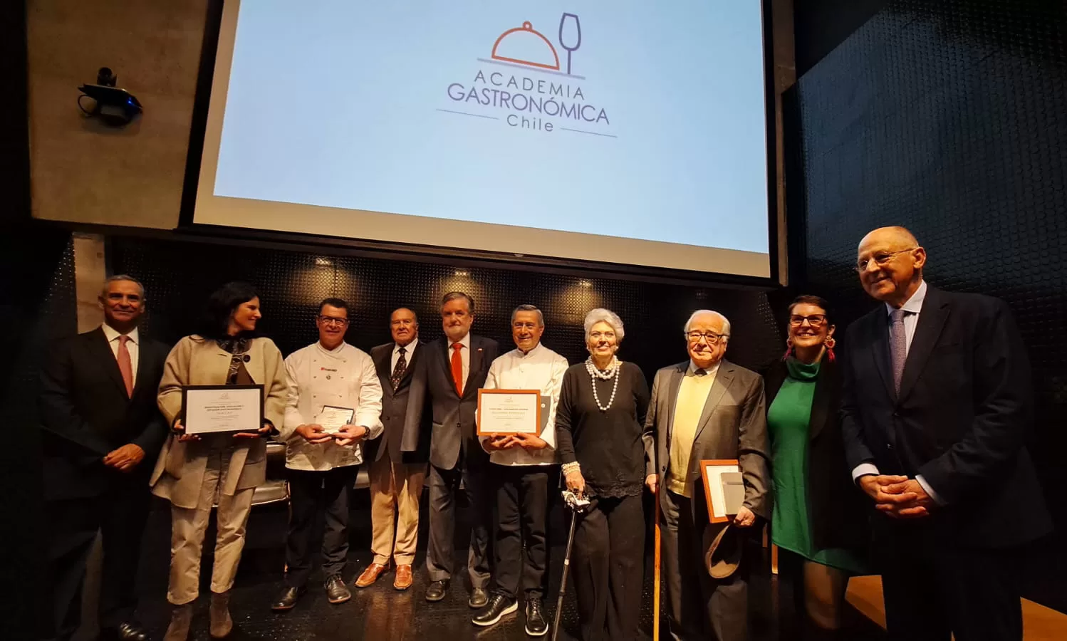 Academia Gastronómica de Chile premia a Augusto Merino, Guillermo Rodríguez e INACAP