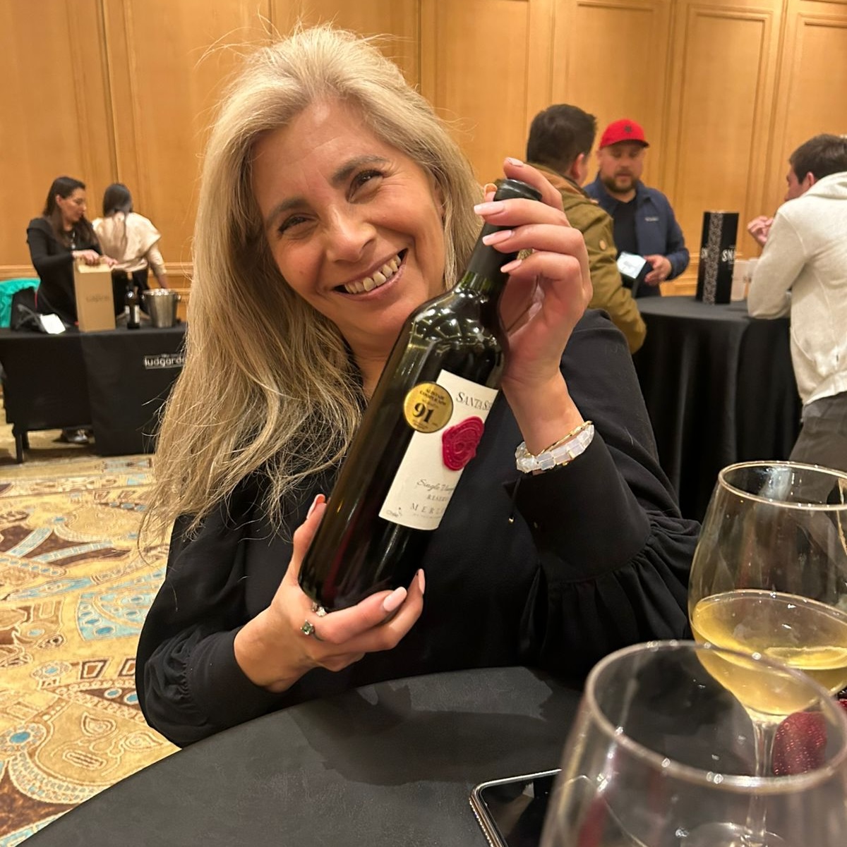 Santa Sofía Chile, un vino que encanta a la vista y enamora al probar